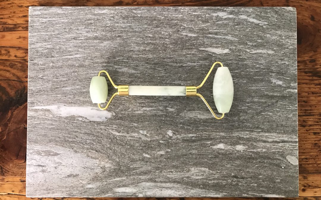 Effektive kleine Beauty Helfer: Rosenquarz und Jade Roller